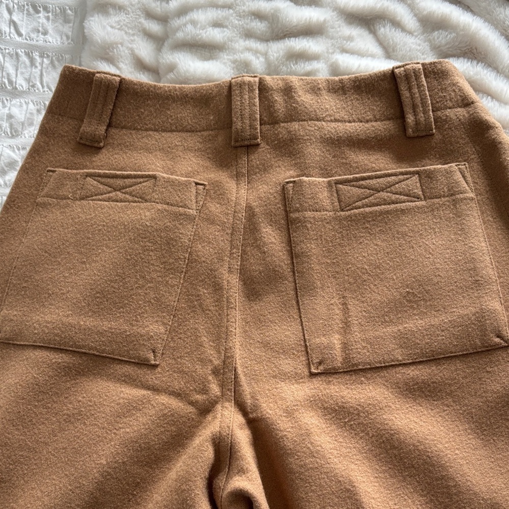Club Monaco Women’s Brown Chinos - Picture 7 of 11